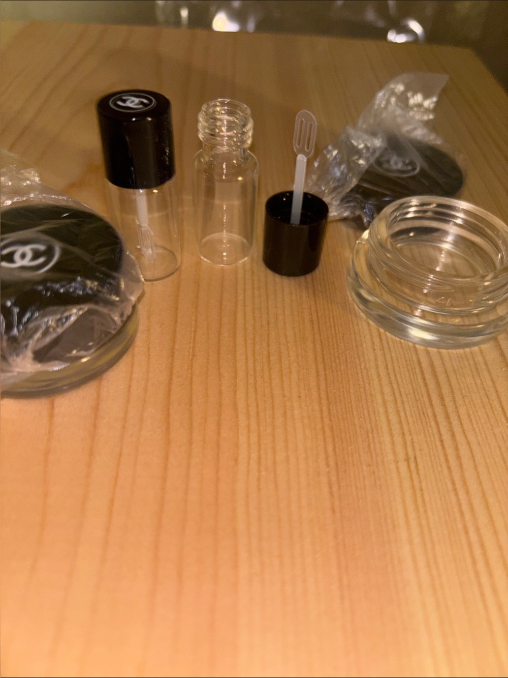 CHANEL Black & Clear Travel Cosmetic Jar and Mini Vial Set - Picture 2 of 3